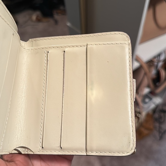 Louis Vuitton Suhali Compact Wallet - Picture 8 of 12